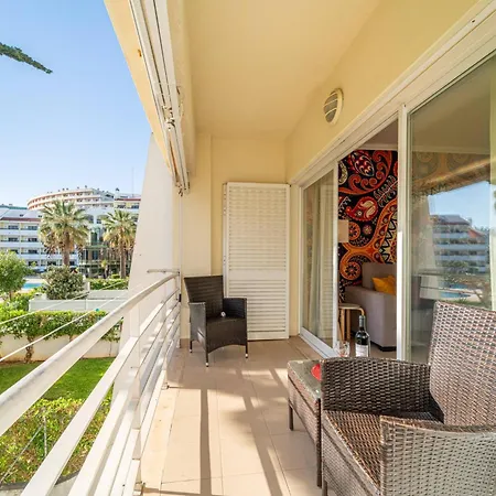 Apartment Blue Horizon By Hellovacations